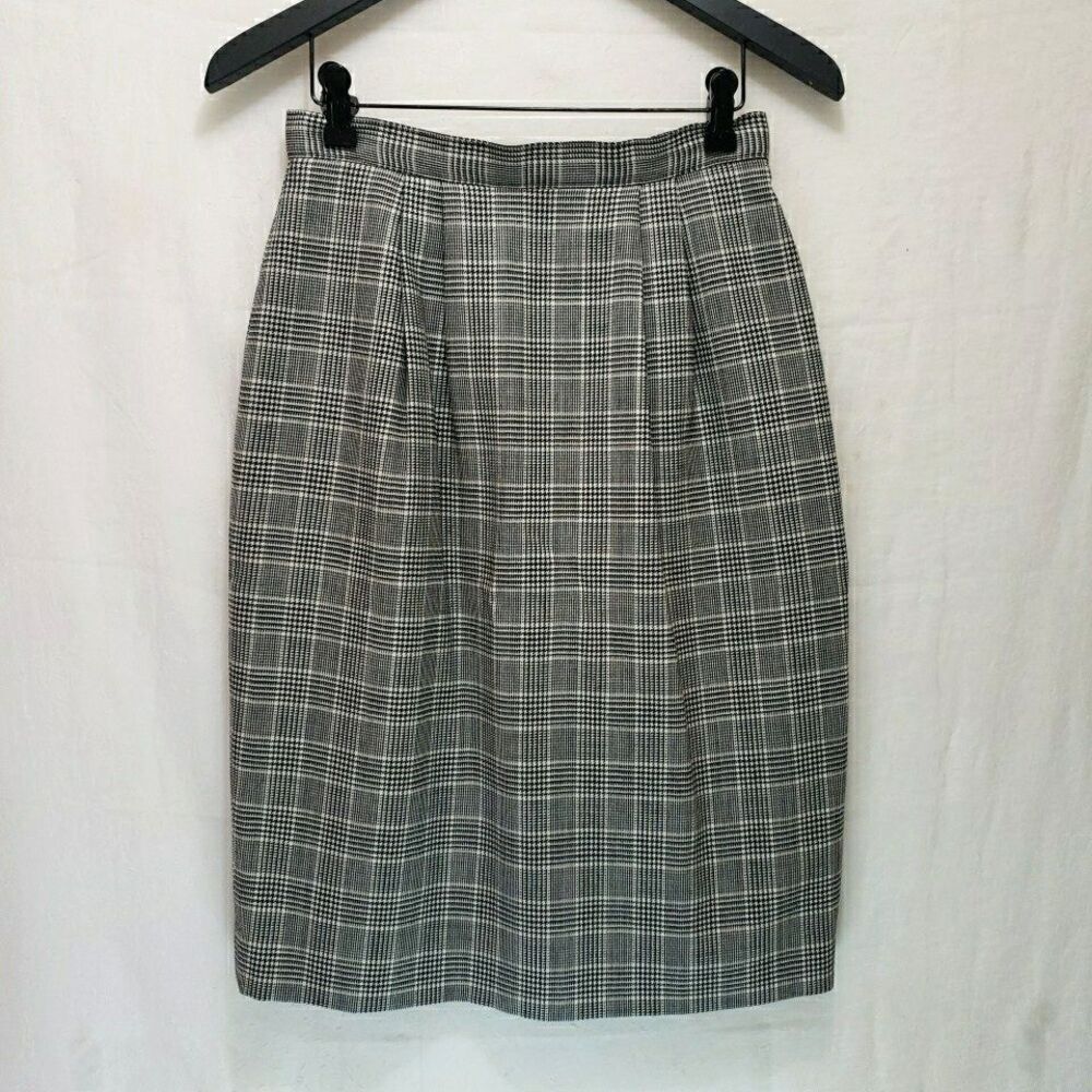 JH Collectibles Vintage 100% Wool Plaid Pencil Skirt Lined Back Vent Size 6 USA